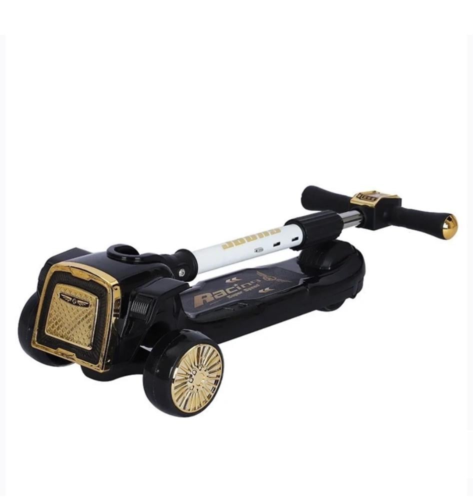 Trottinette avec un Look de Camion-remorque