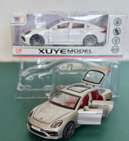 Modèle réduit Porsche Panamera Turbo S - Échelle 1:24