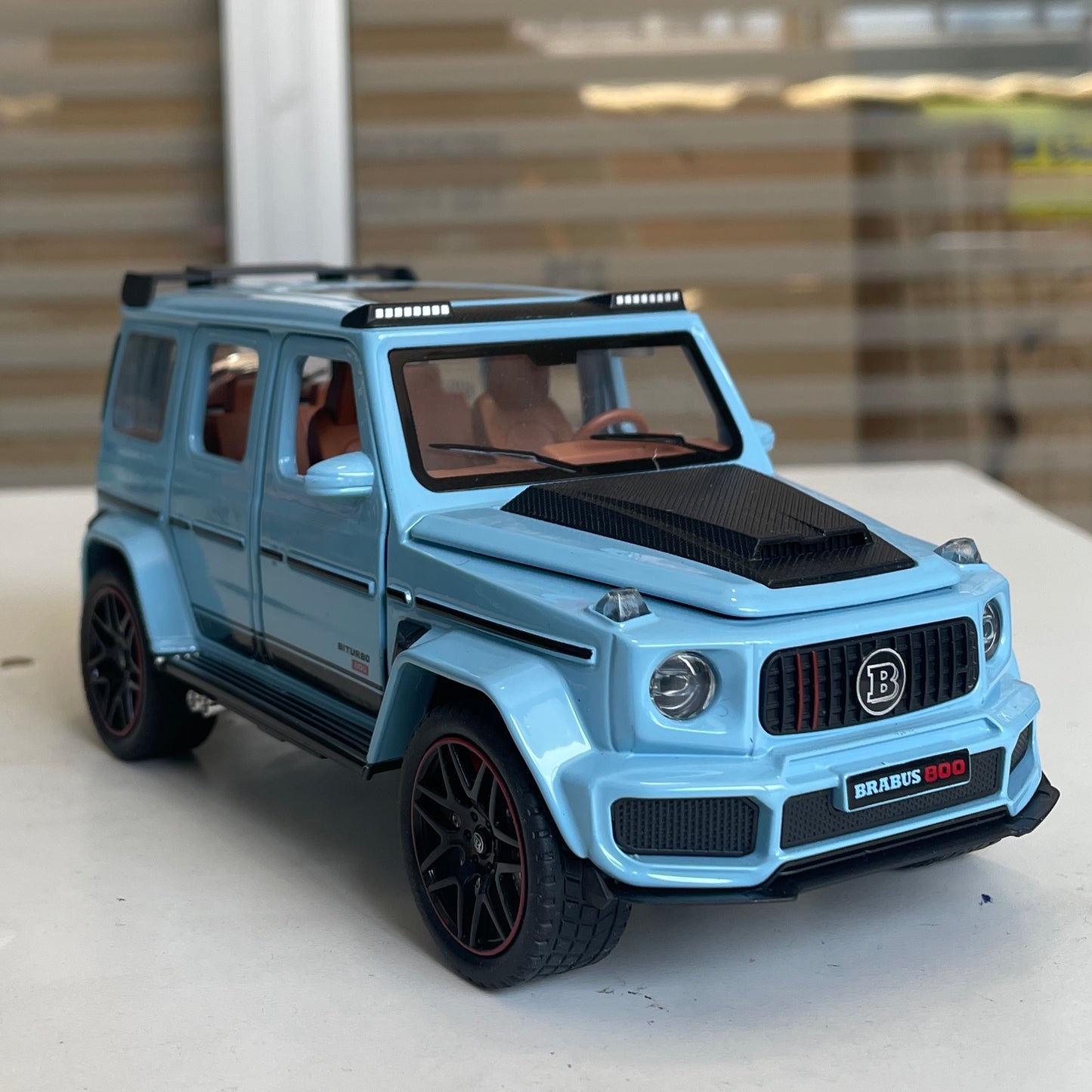 Modèle réduit Mercedes-Benz Brabus G800 (1:32)