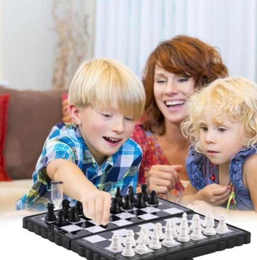 Retoo Chess Game – Échiquier Magnétique Pliable et Portable