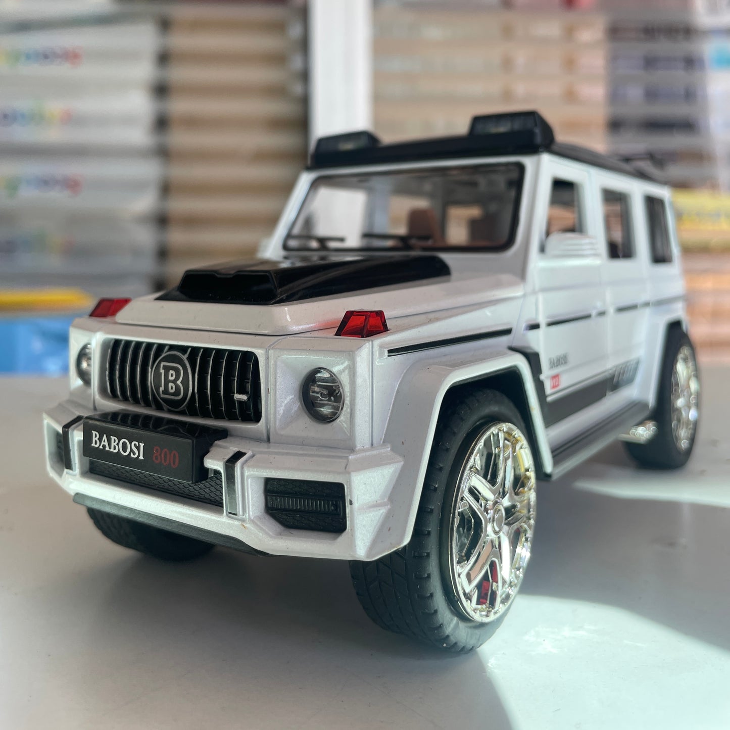 Modèle réduit Mercedes-Benz Babosi 800 (1:24)