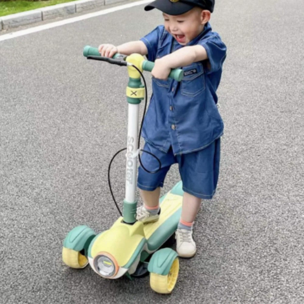 Trottinette Enfant Pliable 3 Roues avec LED & Musique