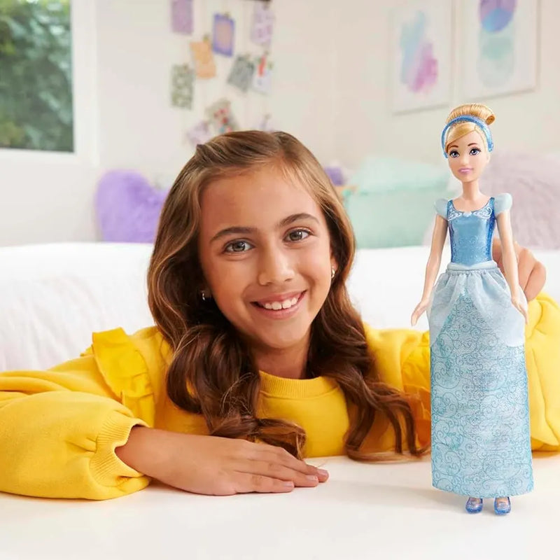Poupée Princesse Cendrillon – Robe Pailletée 29 cm – Mattel