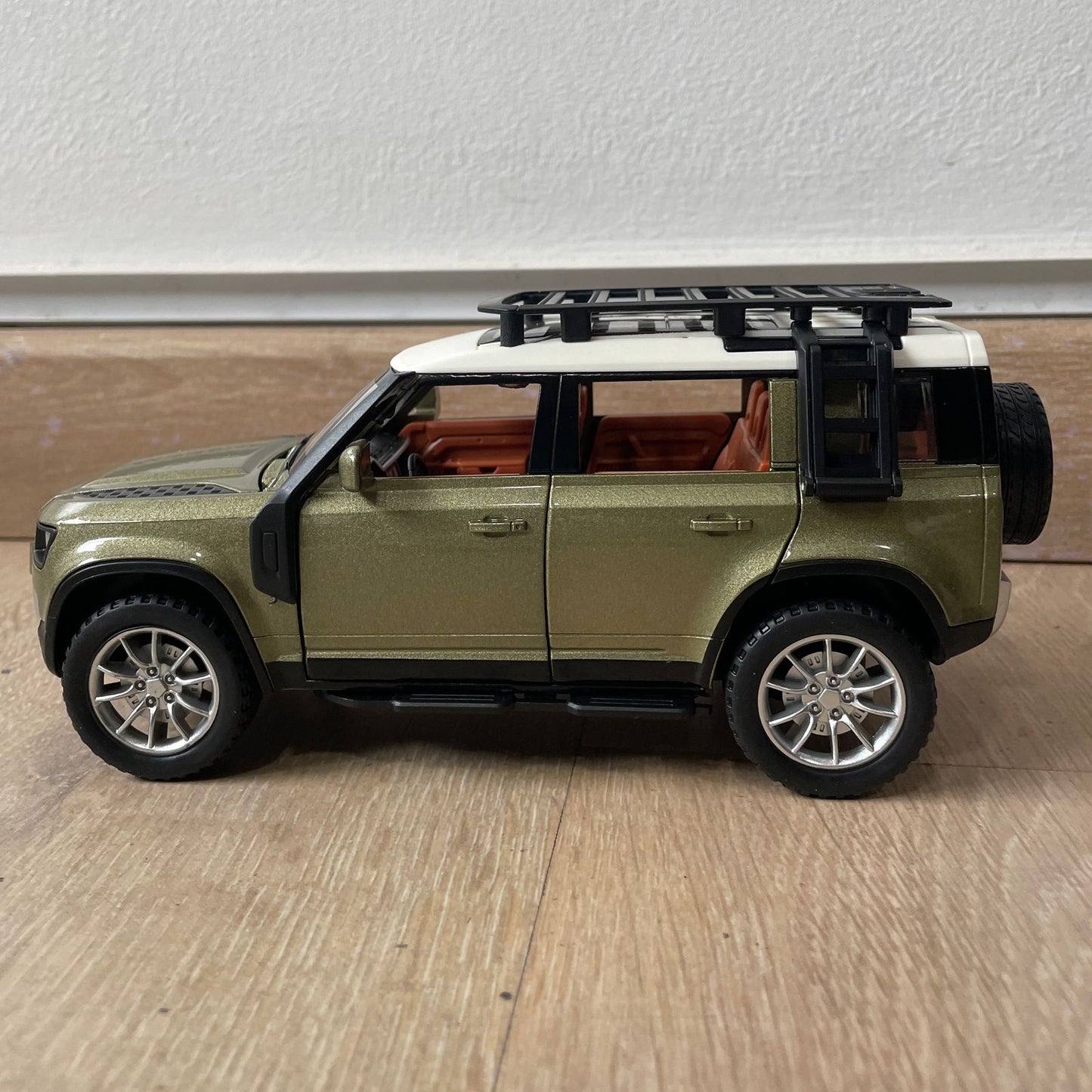 Modèle réduit Land Rover Defender (1:22)