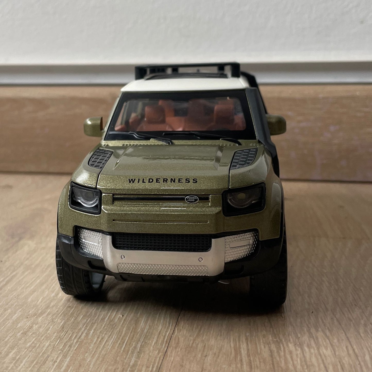 Modèle réduit Land Rover Defender (1:22)