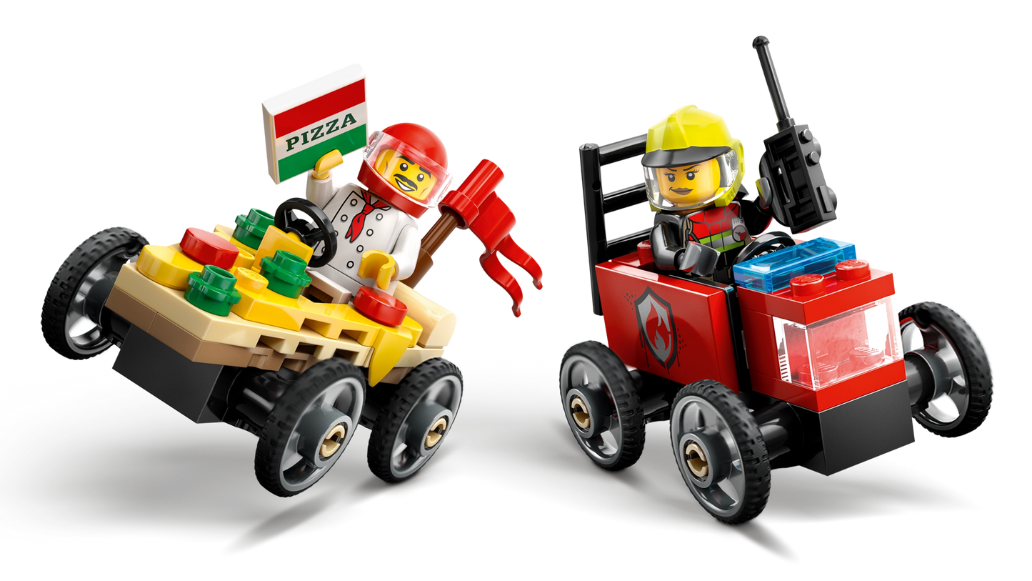 Pack de bolides de course : camion de pizza contre camion de pompiers - LEGO® City