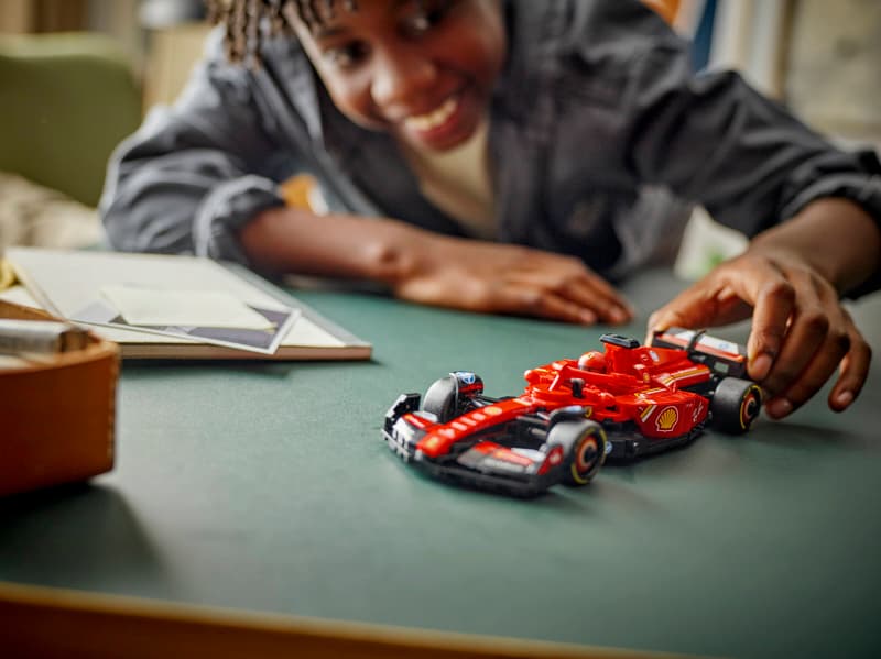LEGO® Speed Champions 77242 - Ferrari SF-24 F1® Race Car