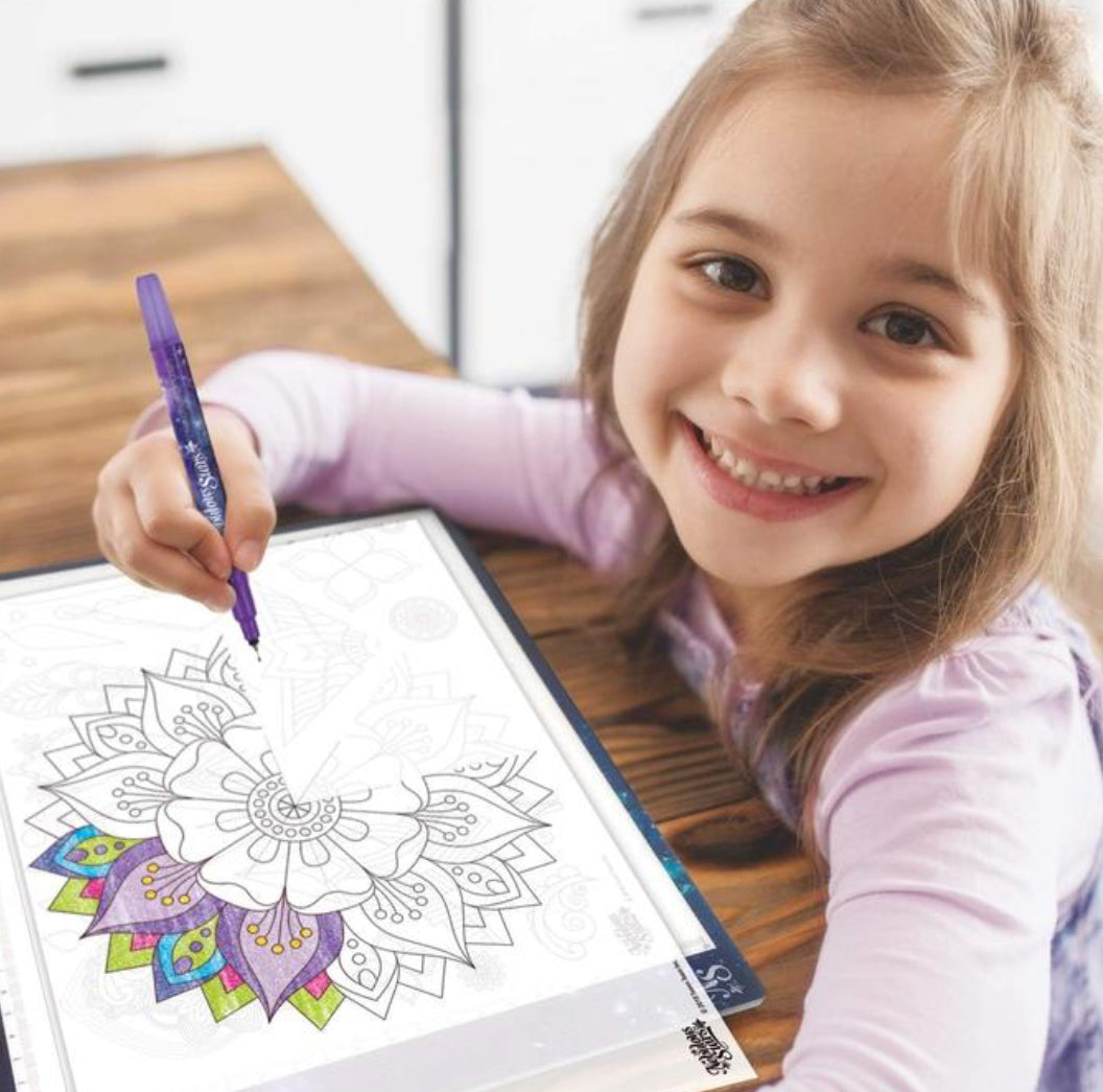 Bloc de Lumière pour Traçage et Coloriage - Nebulous Stars