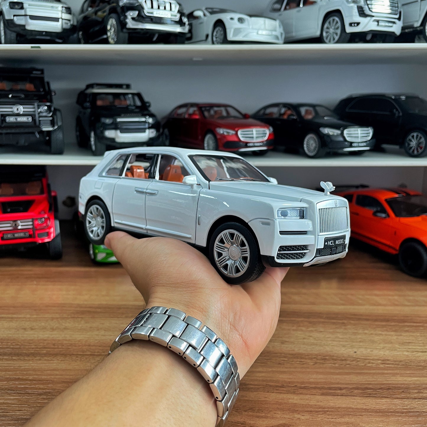 Modèle réduit Rolls Royce Cullinan (1:22)