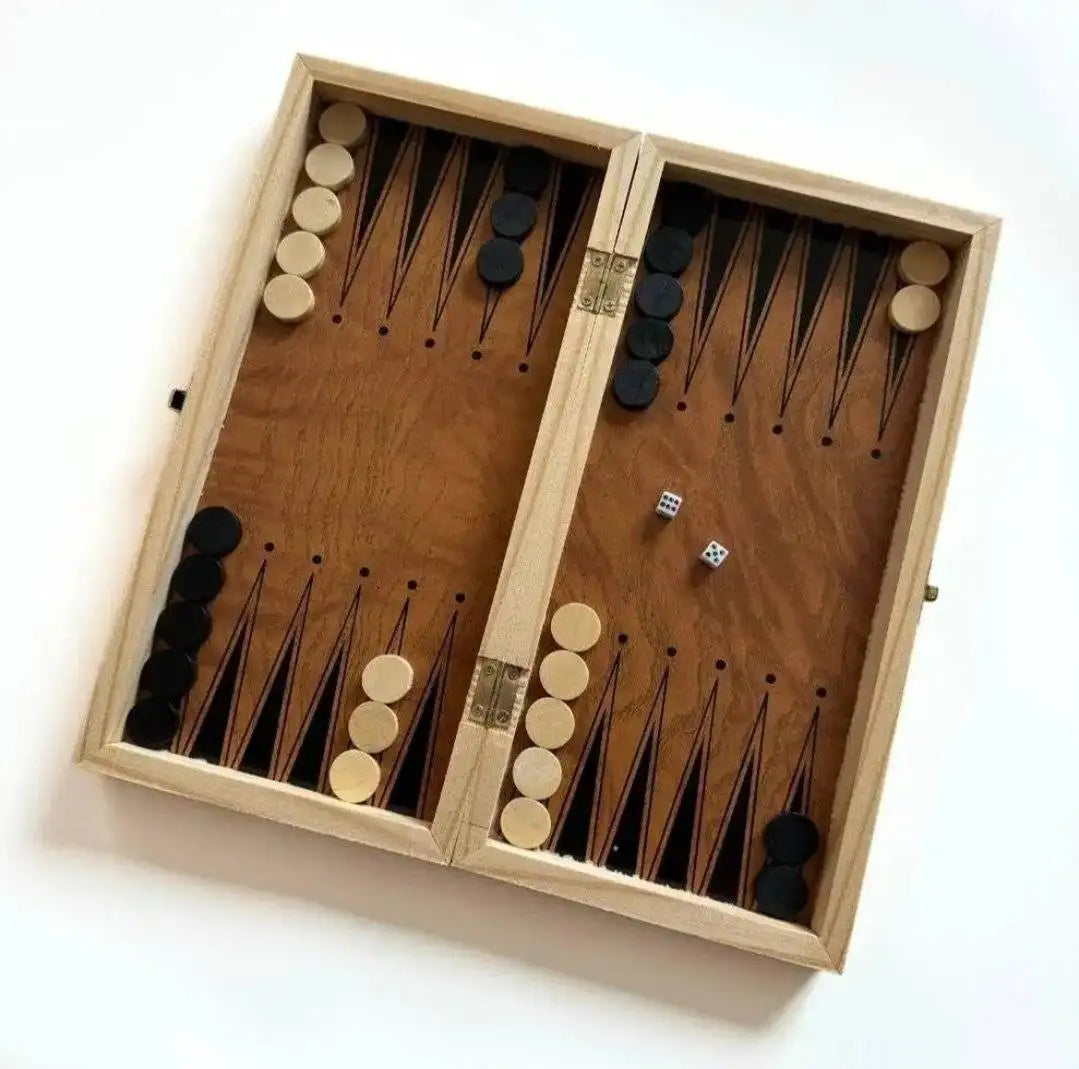 Coffret en Bois 3 en 1 – Échecs, Dames et Backgammon (25 x 25 cm)