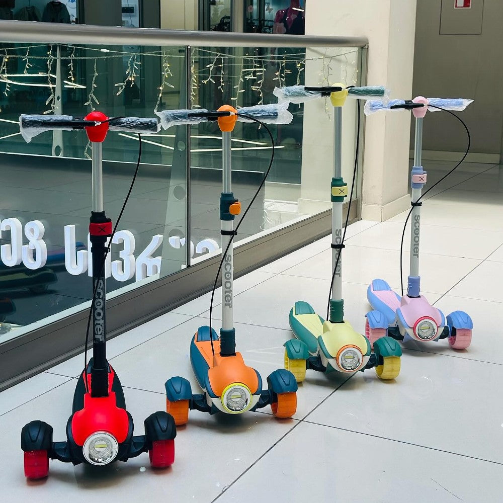Trottinette Enfant Pliable 3 Roues avec LED & Musique
