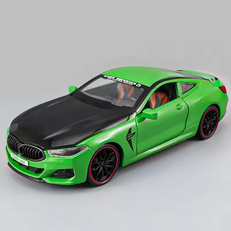Modèle réduit BMW M8 Coupe Performance - Échelle 1:24