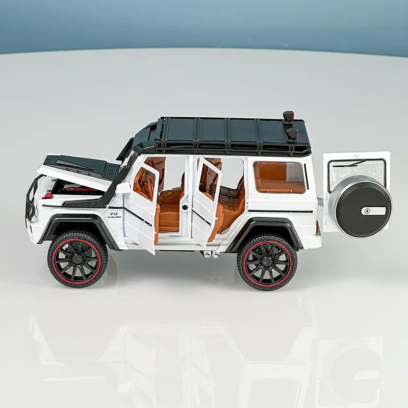 Modèle réduit G Class 4x4² (1:22)