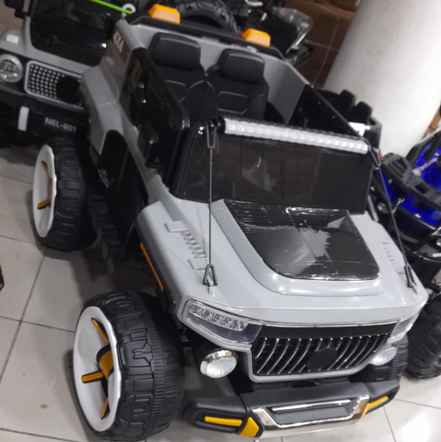 Voiture Électrique 4x4 Style Pick-up pour Enfants – Grise, 2 Places