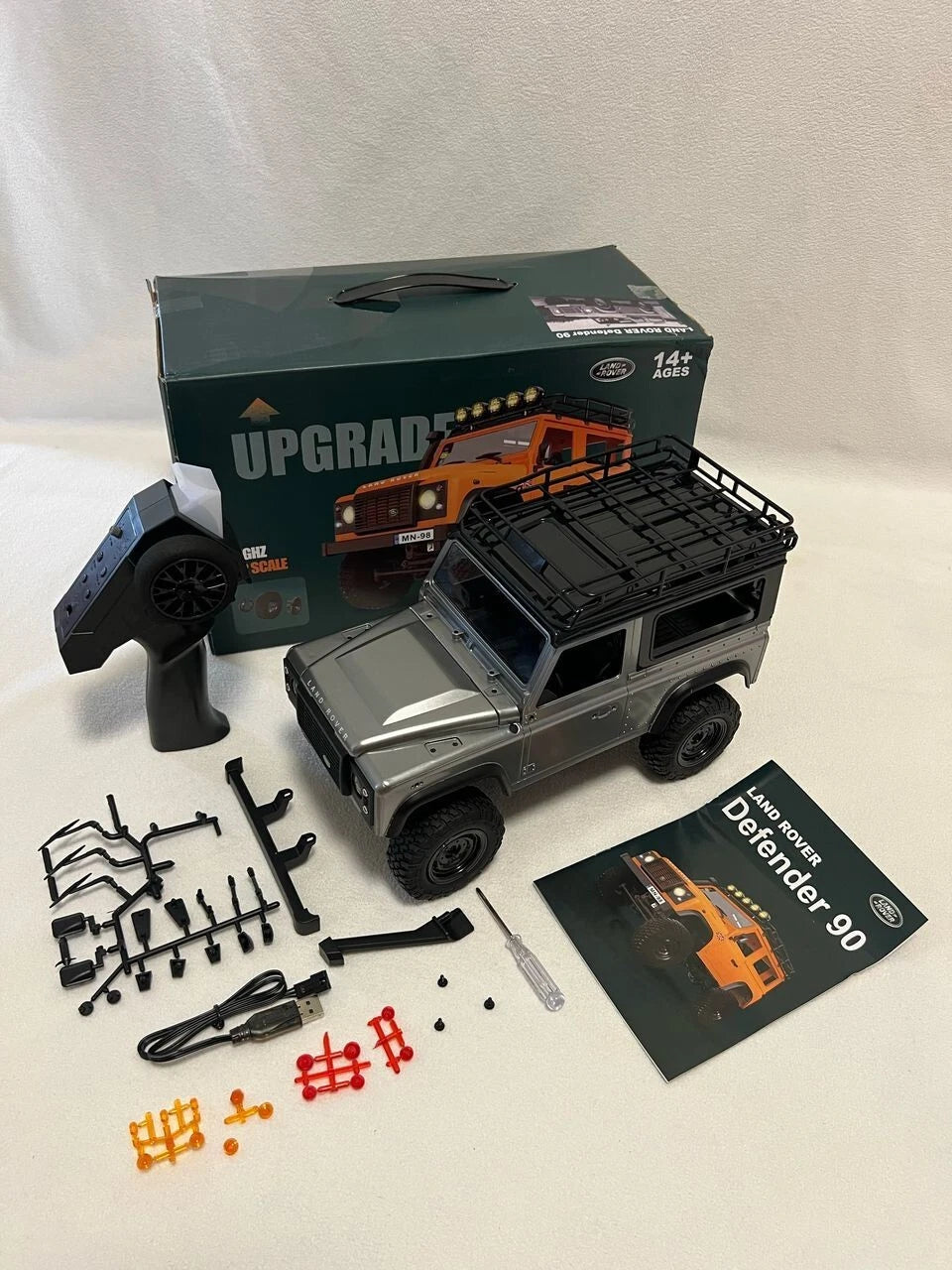 Land Rover Defender MN98 – Voiture RC 4x4 Échelle 1:12 Off-Road avec LEDs